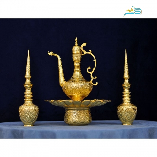 خرید، قیمت و مشخصات تنگ شاخدار و آفتابه لگن برنجی قلمزنی اعلاء، امضاء دار، روکش شبه طلا با ضمانت زیر قیمت بازار _ هنرظریف