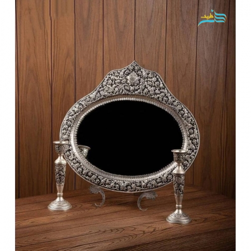 خرید، قیمت و مشخصات آیینه و شمعدان قلمزنی برنجی با نقش گل برجسته به قیمت تولیدی | هنرظریف