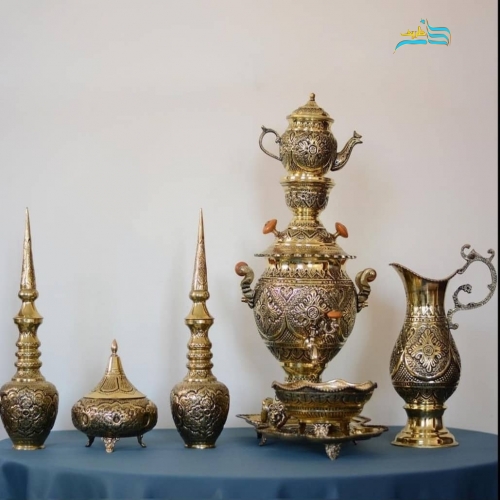 خرید، قیمت و مشخصات سرویس سماور قلمزنی برنجی، تنگ شاخدار و گز خوری اسلیمی زیر قیمت بازار - هنرظریف