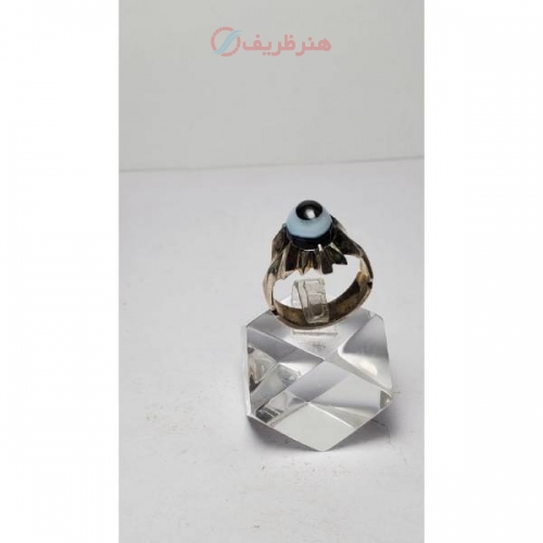 خرید، قیمت و مشخصات انگشتر عقیق سه پوست منظم ریز نقش با رکاب نقره دست ساز و عیار 925 - هنرظریف