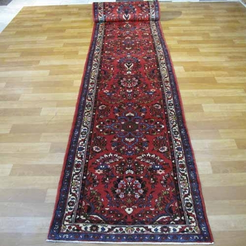 مشخصات کامل فرش دستباف طاهرلو مهربان همدان طرح گلداني سایز كناره رنگ زمینه لاكي کد ۳۹۰۲۱ - هنرظریف