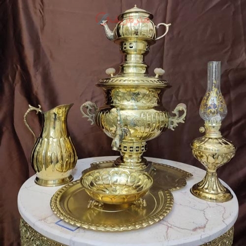 مشخصات سرویس کامل سماور زغالی برنجی 4 لیتری 6 پارچه ورق ضخیم (سماور، قوری، سینی، جام، پارچ، چراغ) - هنرظریف