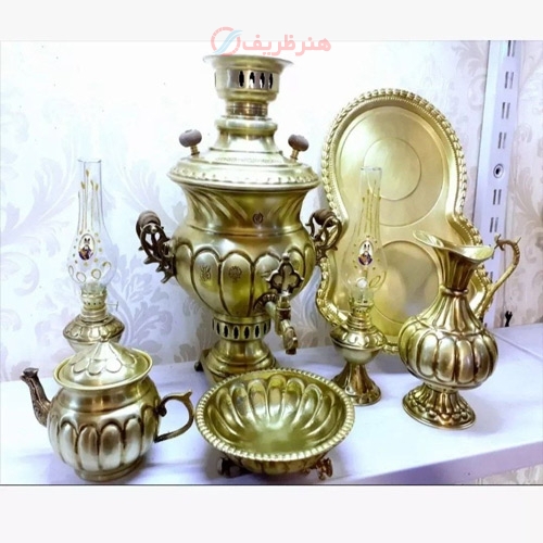 خرید، قیمت و مشخصات سماور زغالی برنجی 4 لیتری، قابل استفاده با کیفیت، ست 5 تکه و برنج اصل ضخیم | هنرظریف