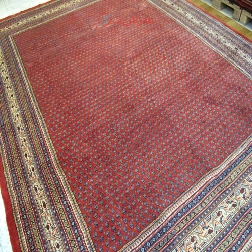 خرید، قیمت و مشخصات فرش دستباف ساروق مير طرح بته مير سراسر سایز قالي رنگ زمینه لاكي رنگ حاشیه كرم کد ۳۹۴۷۸ | هنرظریف