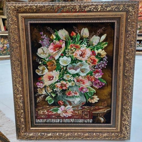 خرید، قیمت و مشخصات تابلو فرش دستبافت تبریز طرح گل طولی، خوش رنگ و زیبا، مناسب دکور منزل و محل کار، چله ابریشم | هنرظریف