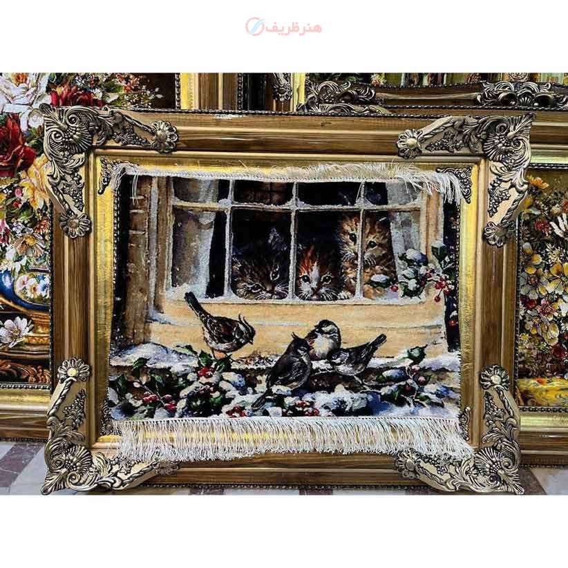 خرید تابلو فرش دستبافت سه گربه بازیگوش، چله ابریشم پر از ابریشم، قاب چوبی درجه یک، زیر قیمت بازار | هنرظریف