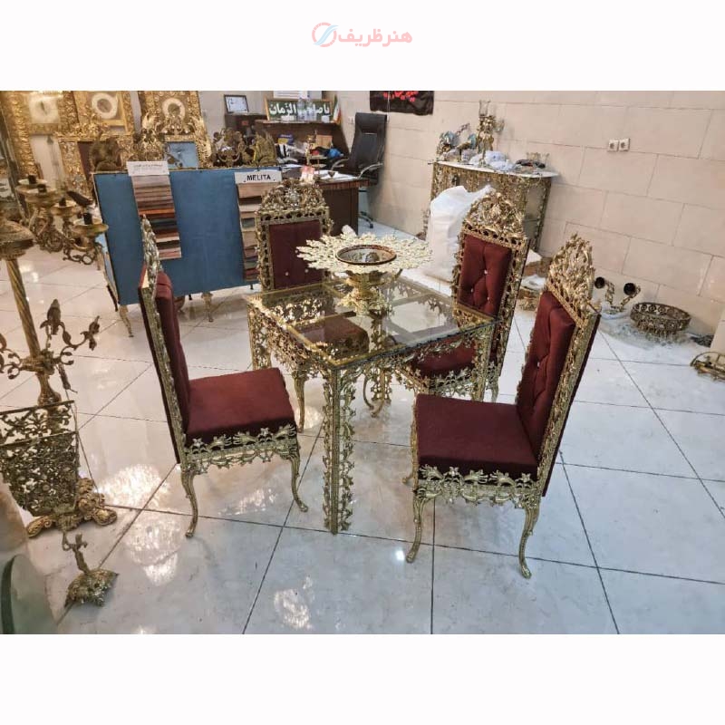 خرید، قیمت و مشخصات میز ناهارخوری 4 نفره تاجدار رنگ ثابت با کیفیت اعلا و روکش برنز و ورق ضخیم | هنرظریف