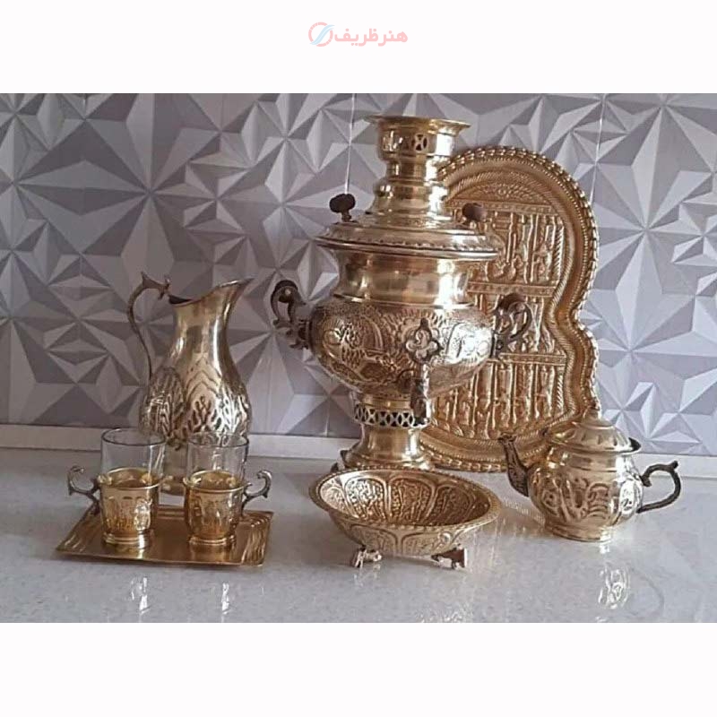 خرید، قیمت و مشخصات سماور زغالی برنجی 4 لیتری با سرویس 8 تکه، قلمزنی دست، زیر قیمت بازار | هنرظریف