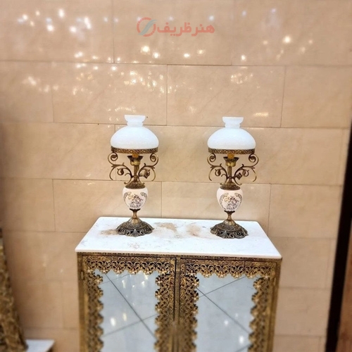 خرید، قیمت و مشخصات شمعدان آنتیک برنزی و سرامیکی بسیار زیبا و کار شیک و درجه یک، زیر قیمت بازار | هنرظریف
