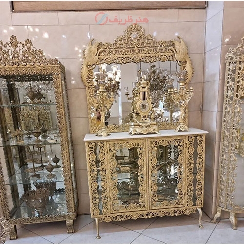 خرید،  قیمت و مشخصات آیینه کنسول گل سرخ با ساعت بزرگ و شمعدان، بسیار شیک و ماندگار  زیر قیمت بازار ، کیفیت عالی - هنرظر