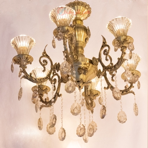 خرید، قیمت و مشخصات لوستر 6 شاخه طراحی شاخه و سر شاخه های زیبا رنگ ثابت و کیفیت درجه یک - هنرظریف