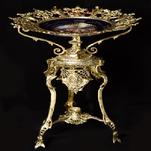 خرید، قیمت و مشخصات میوه خوری برنجی سه پایه با رویه طرح دار و کیفیت بی نظیر و آنتیک - هنرظریف