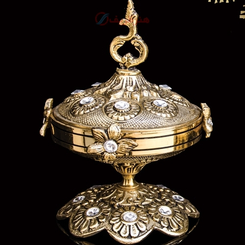 خرید، قیمت و مشخصات شکلات خوری برنزی رنگ طلایی و طراحی شیک و زیبا - هنرظریف