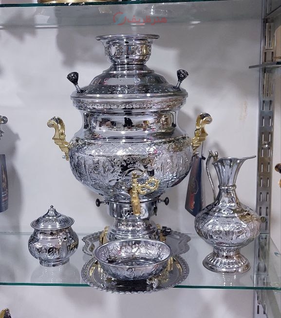 خرید، قیمت و مشخصات سرویس کامل سماور مدل مهستان 12 لیتری پایه و دسته طلایی با کیفیت و رنگ ثابت - هنرظریف