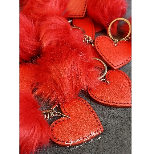 خرید آنلاین، جاکلیدی چرم طبیعی هنردست هنرمندان، به قیمت تولیدی | هنرظریف