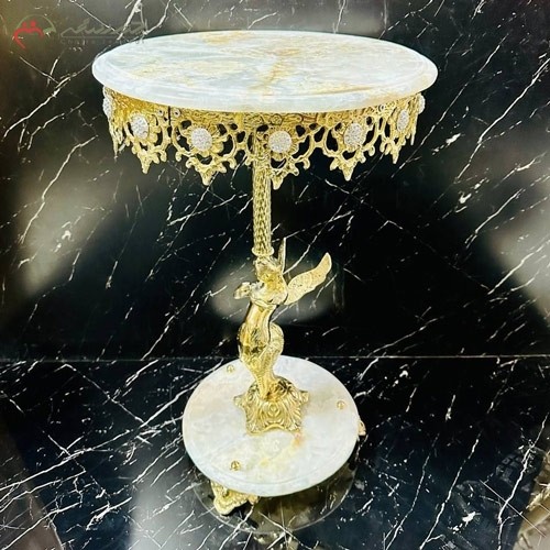 خرید، میز خاطره گرد طرح آفتابگردان و ستون ملکه و پایه سنگی بسیار زیبا، زیر قیمت بازار | هنرظریف