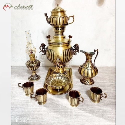 خرید آنلاین، سرویس 10 پارچه سماور برنجی ذغالی 3 لیتری تبریز در طرح زیبای خطی با دو رنگ طلایی و آنتیک، زیر قیمت بازار | هنرظریف