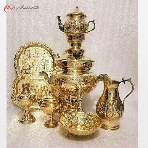 خرید آنلاین، سماور 6 لیتری برنجی زغالی 7 پارچه در طرح هخامنشی، قلم زنی شده، کار دست با کیفیت عالی، زیر قیمت بازار | هنرظریف