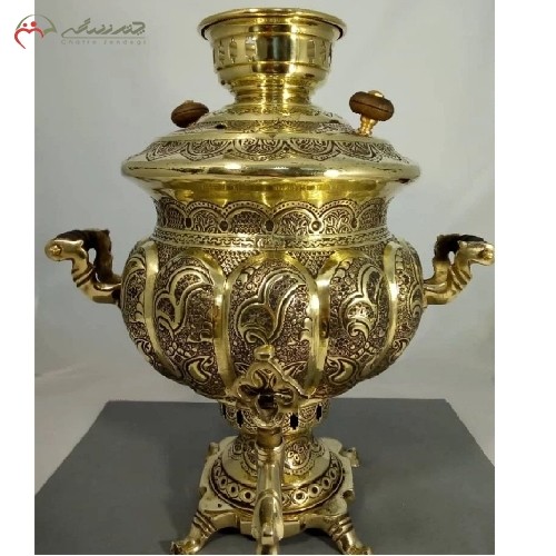 خرید آنلاین، سماور 8 لیتری ذغالی برنجی کد 116 با قلم زنی دست و آبکاری شده دارای ضمانت یک ساله، زیر قیمت بازار | هنرظریف