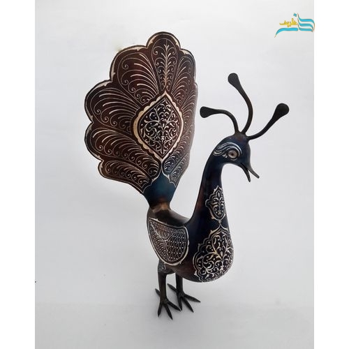 طاووس تمام نقره کوب طول، کار بسیار زیبا و آنتیک، مستحکم و با ماندگاری بالا