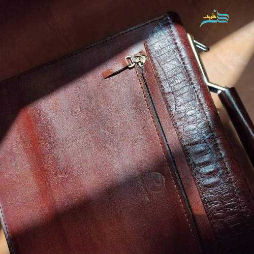 کیف اداری مردانه، صد در صد دستدوز، دستساز و دسترنگ، تهیه شده از چرم گاوی