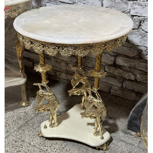 میز برنزی 3 پایه ی پرنس، با حاشیه ها طرح گل رز و صفحه سنگ مرمر بسیار با کیفیت - هنرظریف