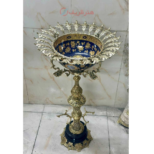 کنار سالنی برنزی درنا پایه سنگی در دو مدل