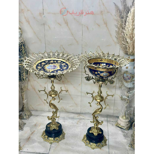 کنار سالنی برنزی درنا پایه سنگی در دو مدل