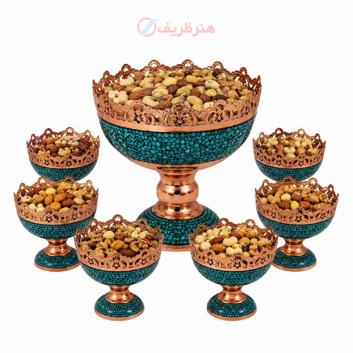 نمای کامل چیدمان ۶ ظرف کوچک و ۱ ظرف بزرگ