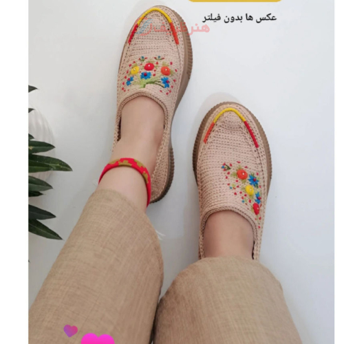 گیوه قلاب‌بافی دست‌ساز با نخ ابریشم و پنبه؛ طرح سنتی شهرکرد