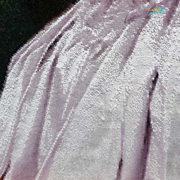 تابلو فرش نفیس زن بافنده از جنس پشم ظریف و ابریشم درجه 1 و با کیفیت بالا