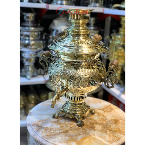 سماور زغالی 7 لیتری مدل گلابی، دسته طوری مدل ماهی، قلم کاری شیر و خورشید_ هنرظریف