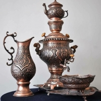 خرید، قیمت و مشخصات سرویس سماور ریز قلم برنجی 5 لیتری، ریز قلم و رنگ کوره ای ثابت | هنرظریف
