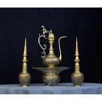 خرید، قیمت و مشخصات تنگ شاخدار و آفتابه لگن قلم زنی اعلاء برنجی با پوشش کوره ای با ضمانت نامه معتبر | هنرظریف