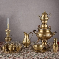 مشخصات، خرید و قیمت ست کامل سماور برنجی 6 لیتری به همراه سرویس چایخوری - هنرظریف