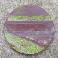 قیمت و مشخصات بشقاب سفالی دیوارکوب دست ساز گرد ساده 25 سانتی - هنرظریف