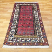 خرید آنلاین، فرش دستباف بختيار طرح سراسر سایز قاليچه رنگ زمینه لاكي رنگ حاشیه كرم کد 39806 | هنرظریف