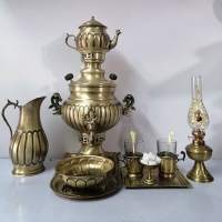 خرید ، قیمت و مشخصات سرویس سماور زغالی برنجی ۱۲ پارچه ظرفیت 3 لیتر زیر قیمت بازار ، کیفیت عالی - هنرظریف