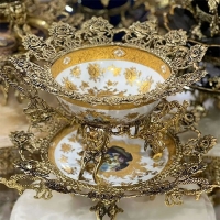 خرید، قیمت و مشخصات کاسه بشقاب سفید گل رز پایه خرچنگی، شیک و نفیس، زیر قیمت بازار ، کیفیت عالی - هنرظریف