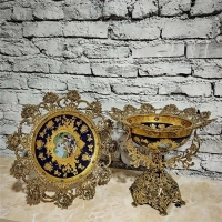 خرید، قیمت و مشخصات کاسه بشقاب سرمه ای گل رز پایه توری، با کیفیت عالی و قیمت مناسب، زیر قیمت بازار - هنرظریف