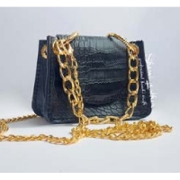 خرید، قیمت و مشخصات مینی کیف دوشی چرمی دستدوز مدل سارا چرم بسیار با کیفیت و دارای رنگ بندی زیبا و قیمت عالی_ هنرظریف