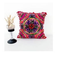 خرید، قیمت و مشخصات کاور کوسن سوزندوزی منگوله دار پارچه کتان شسته شده بسیار با کیفیت و دارای رنگ های بسیار زیبا کد 1-6 به قیمت تولیدی - هنرظریف