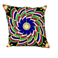 خرید، قیمت و مشخصات کاور کوسن سوزندوزی پارچه مخمل طرح ماندلا  کد 1-5 طرح جدید و پارچه درجه یک، قیمت عالی - هنرظریف