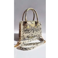 خرید، قیمت و مشخصات کیف دستی/دوشی چرمی دستدوز و دستساز مدا زارا، قابل اجرا در سایز و رنگ های متنوع بسیار با کیفیت_ هنر ظریف