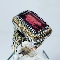 خرید، قیمت و مشخصات انگشتر جواهری کلکسیونی تورمالین شناسنامه دار سوییسی رکاب تخصصی طلا و نقره اثر استاد دانیال - هنرظریف