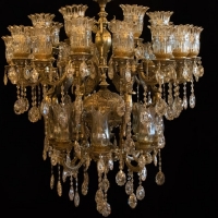 خرید، قیمت و مشخصات لوستر برنزی با تزیینات کریستال مناسب سالن های پذیرایی - هنرظریف