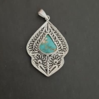 خرید، قیمت و مشخصات آویز ملیله طرح سنتی نگین دار دست ساز، طراحی شیک و خاص - هنرظریف