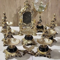 خرید، هفت سین برنزی طرح دوشیزه صدفی همراه با تنگ بلورین برگی، زیر قیمت بازار | هنرظریف