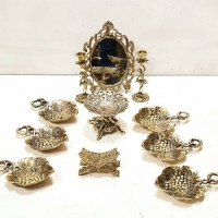 خرید آنلاین، هفت سین برنزی مدل برگ و انگور، آینه گرد، بسیار زیبا و دلپسند، زیر قیمت بازار | هنرظریف