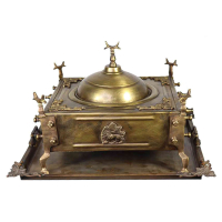 خرید، قیمت و مشخصات منقل زغالی برنجی مربع کوچک طرحدار با سینی، سنگین وزن _ هنرظریف